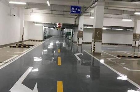 高質(zhì)量的車位劃線漆需要符合的基本特征有哪些？