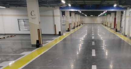蘇州小區(qū)停車位劃線施工的價錢 ？